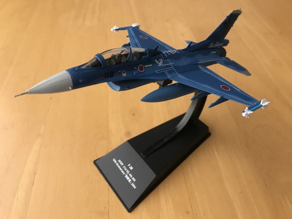 エアファイターコレクション　F-2B　ダイキャストモデル　全体像